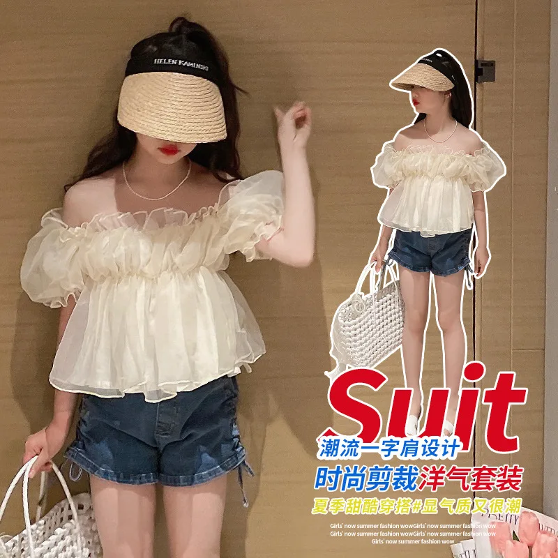 Комплект одежды для корейских девочек 12-15 лет, летний модный Французский топ с открытыми плечами + джинсовые шорты, комплект одежды для подростков из 2 предметов, детская одежда