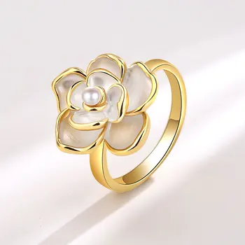 Новое элегантное кольцо с белым жемчугом камелии для женщин, модное Регулируемое кольцо с цветком, подарок для вечеринки, свадебные украшения